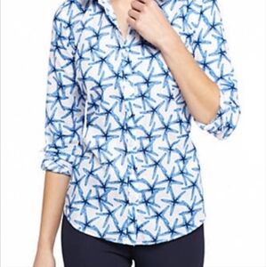 Crown & Ivy Blue & White Starfish Print Long Sleeve Button Down SIZE M